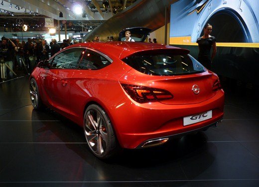 Opel Astra GTC Paris Concept - Fotogallery - 2